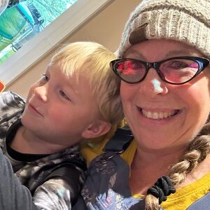 Meet your Posher, Carol